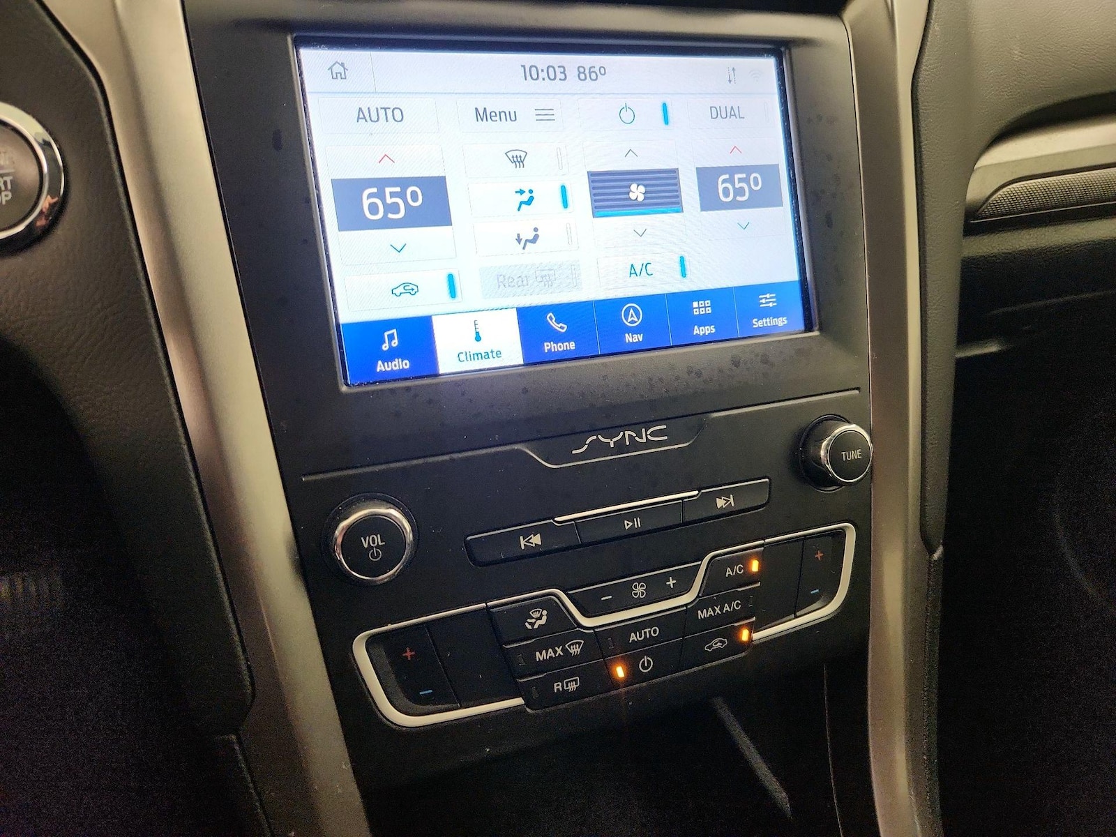 2020 Ford Fusion Hybrid SE - Photo 18