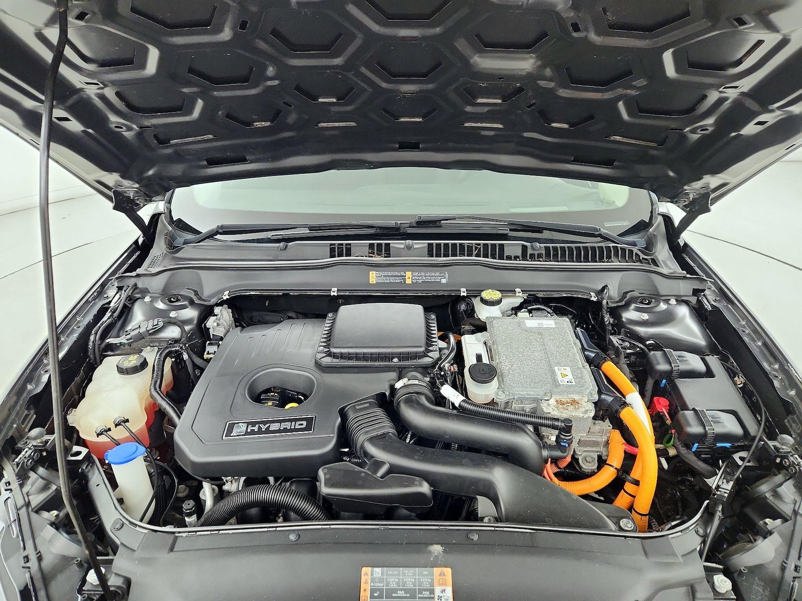2020 Ford Fusion Hybrid SE - Photo 23