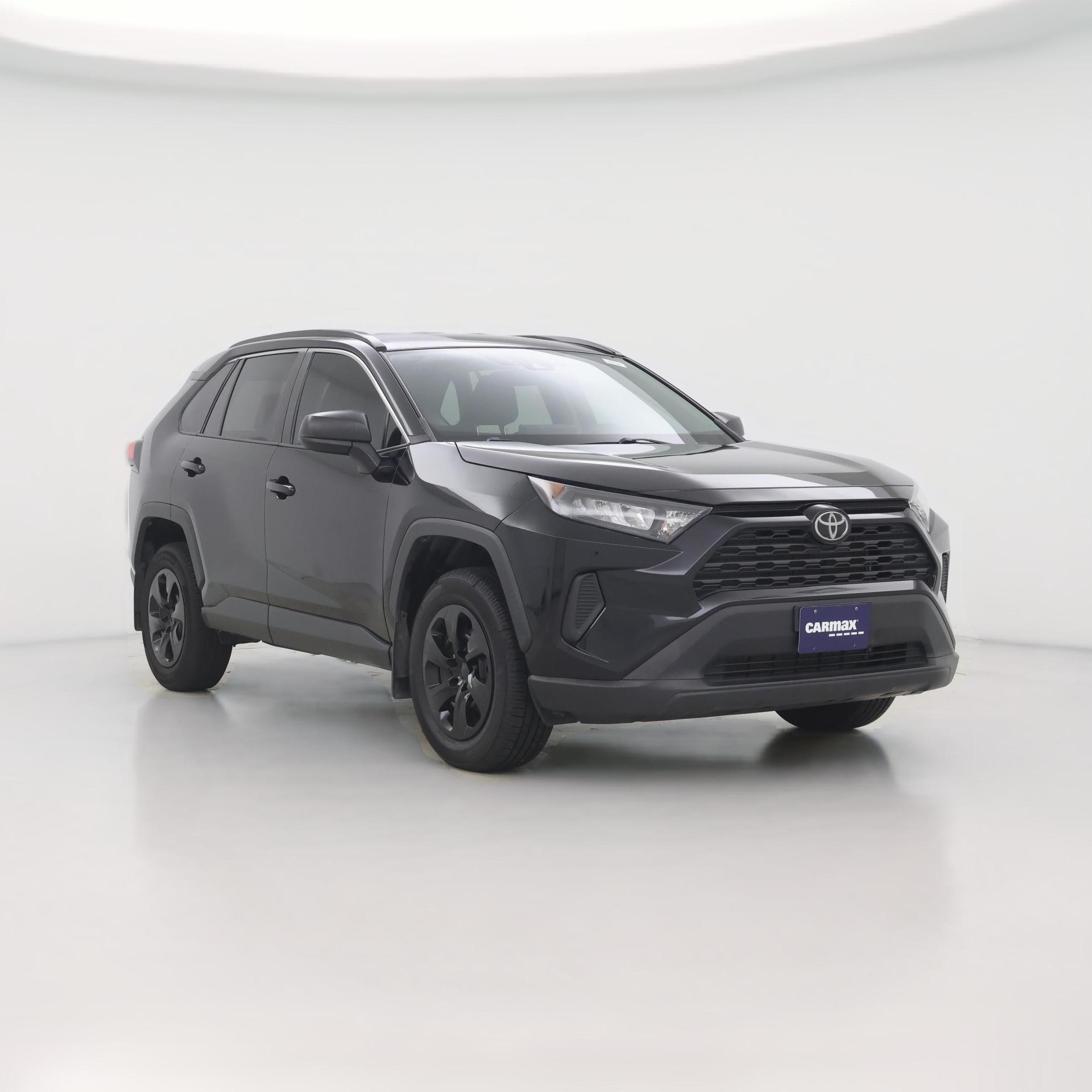 2020 Toyota RAV4 LE - Photo 1