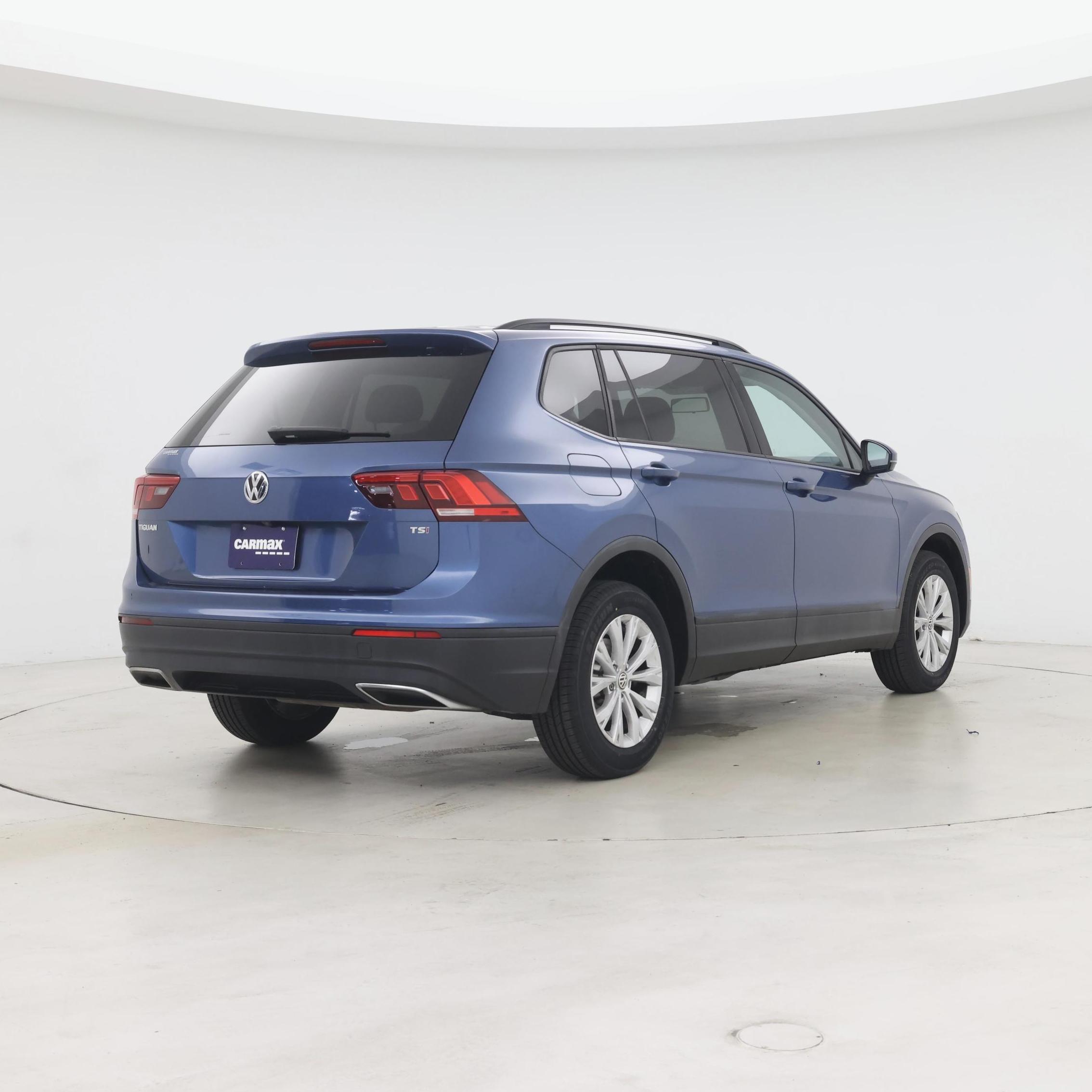 Thumbnail: 2018 Volkswagen Tiguan - 8