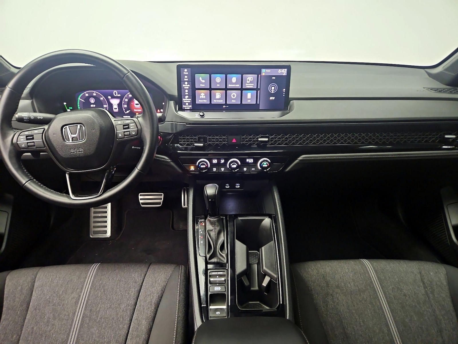 Apple CarPlay® & Android Auto™