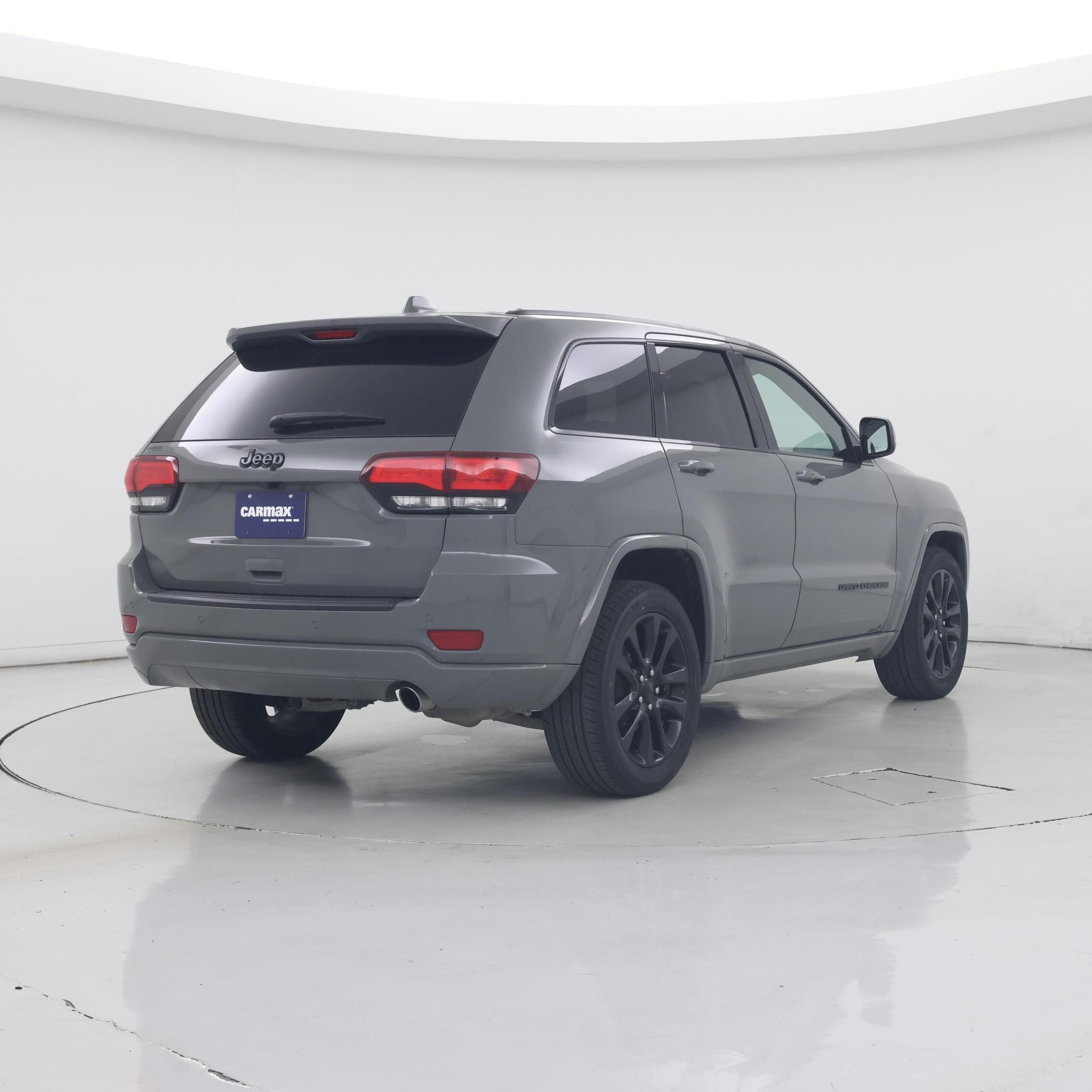 Thumbnail: 2019 Jeep Grand Cherokee - 8