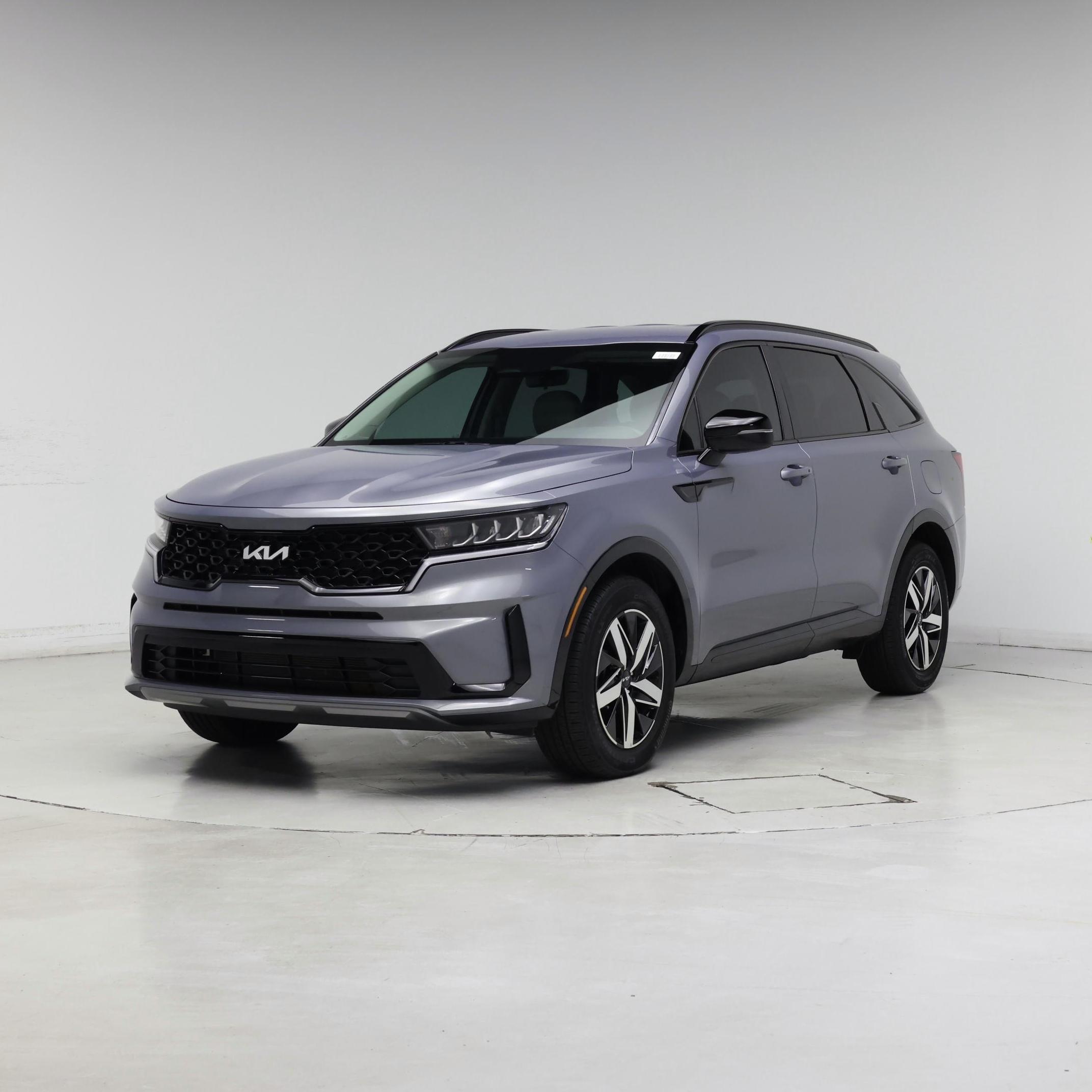 Thumbnail: 2023 Kia Sorento - 4