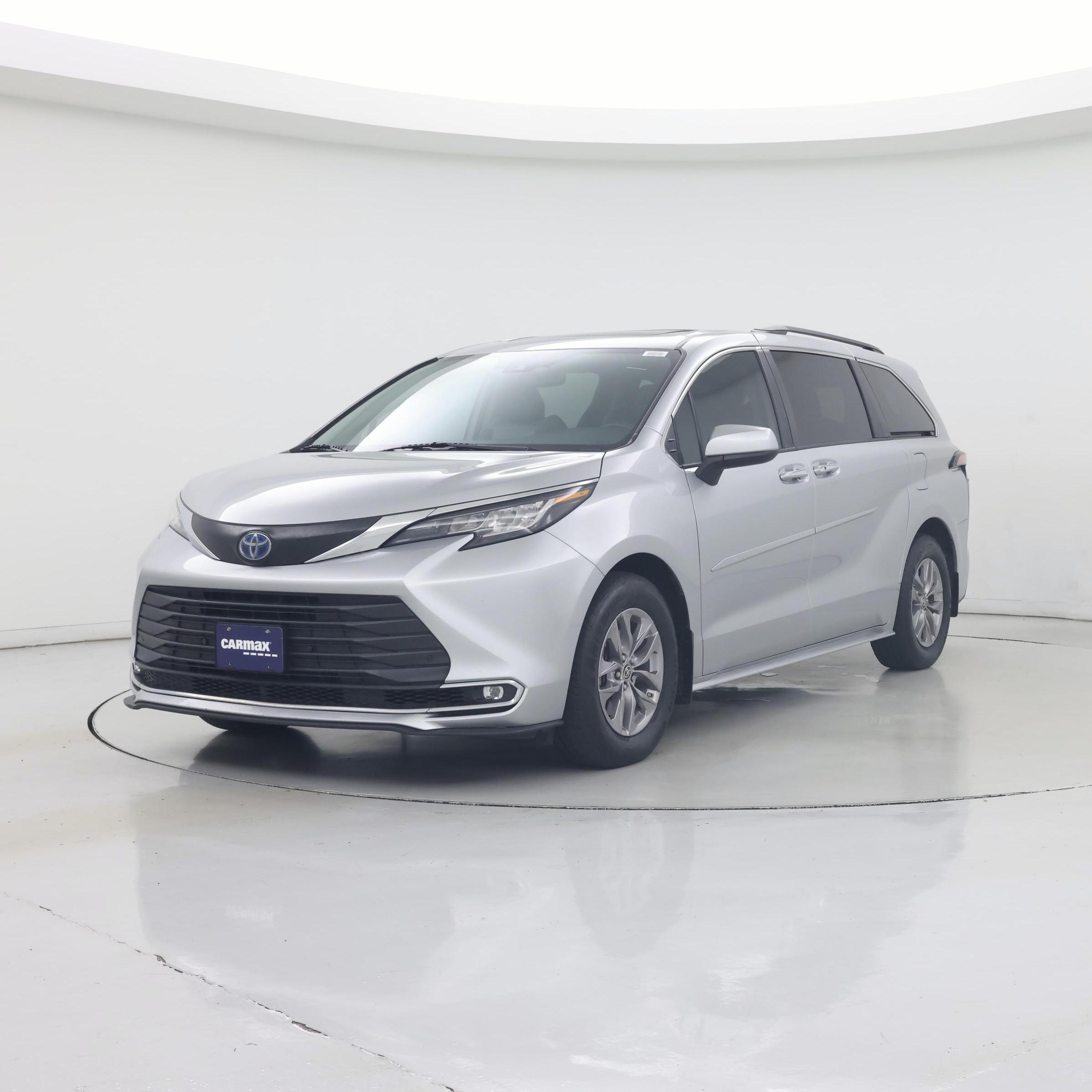 Thumbnail: 2022 Toyota Sienna - 4