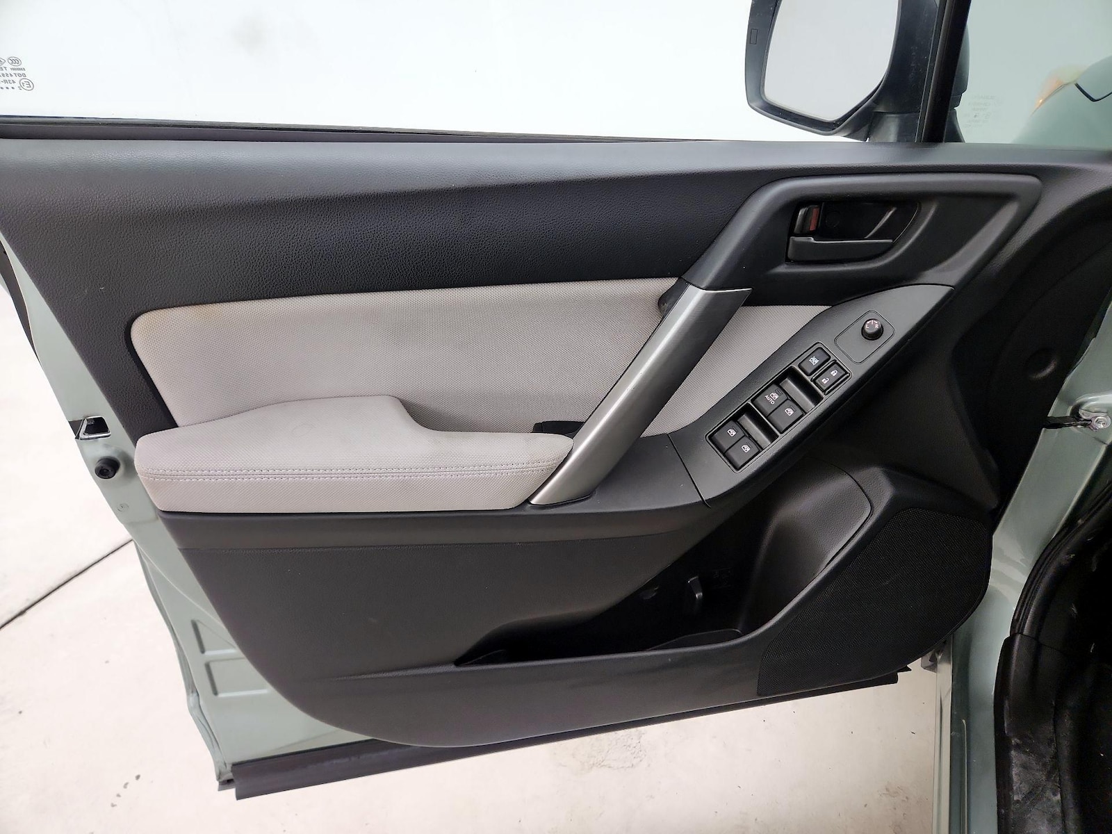 2015 Subaru Forester i - Photo 13