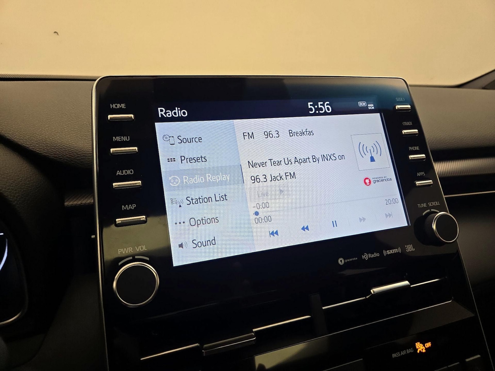 2022 Toyota Avalon Touring - Photo 17