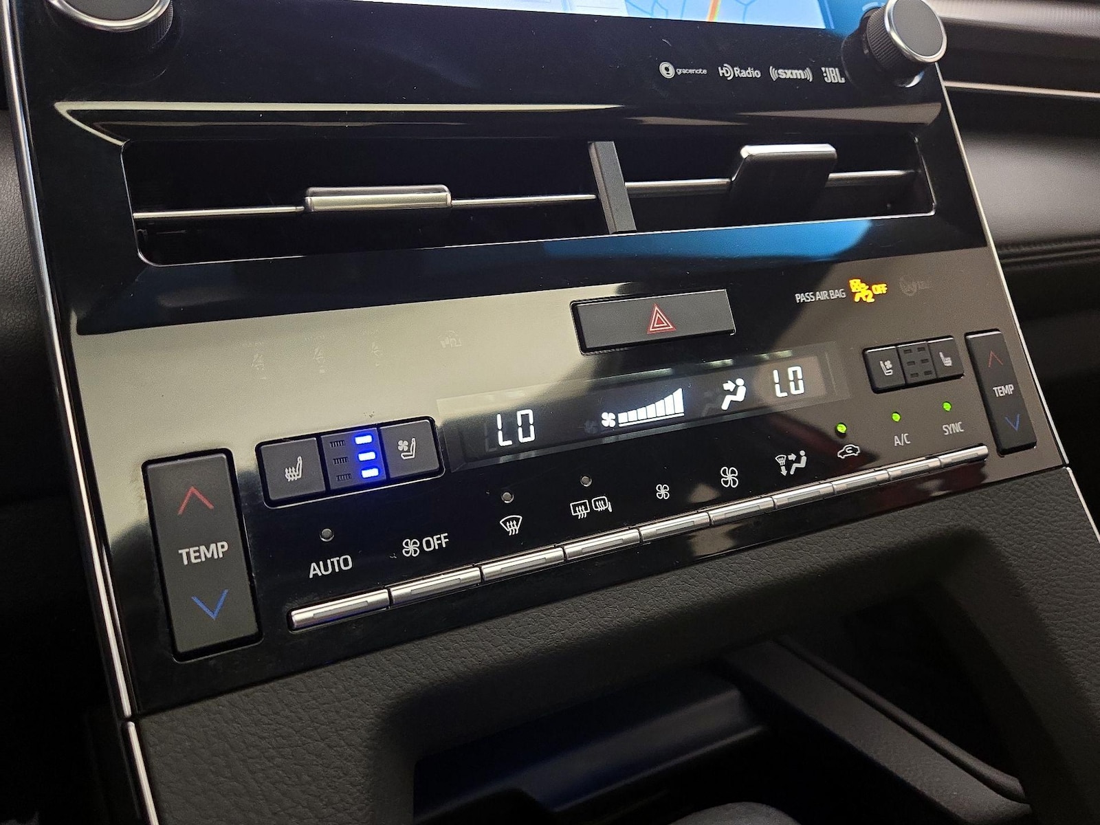 2022 Toyota Avalon Touring - Photo 18