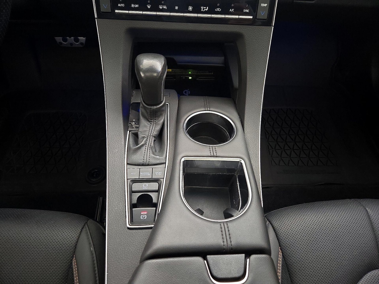 2022 Toyota Avalon Touring - Photo 19