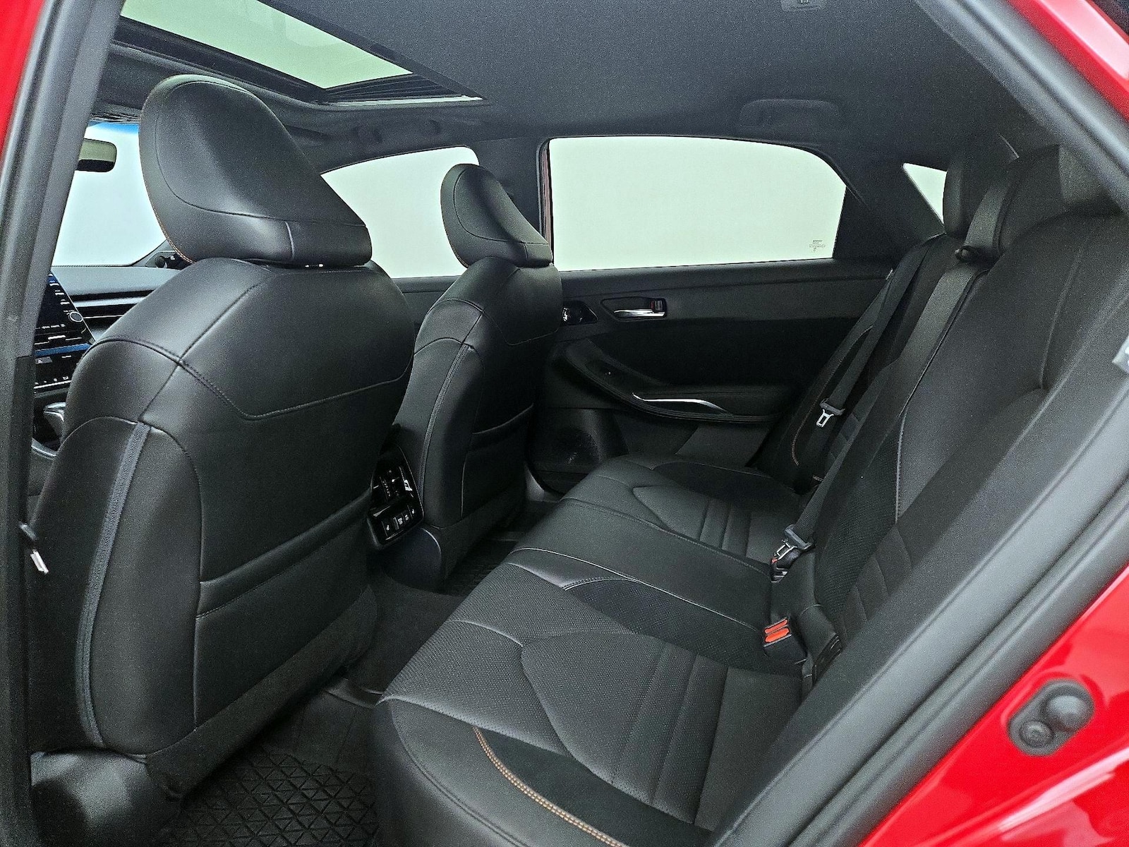 2022 Toyota Avalon Touring - Photo 22
