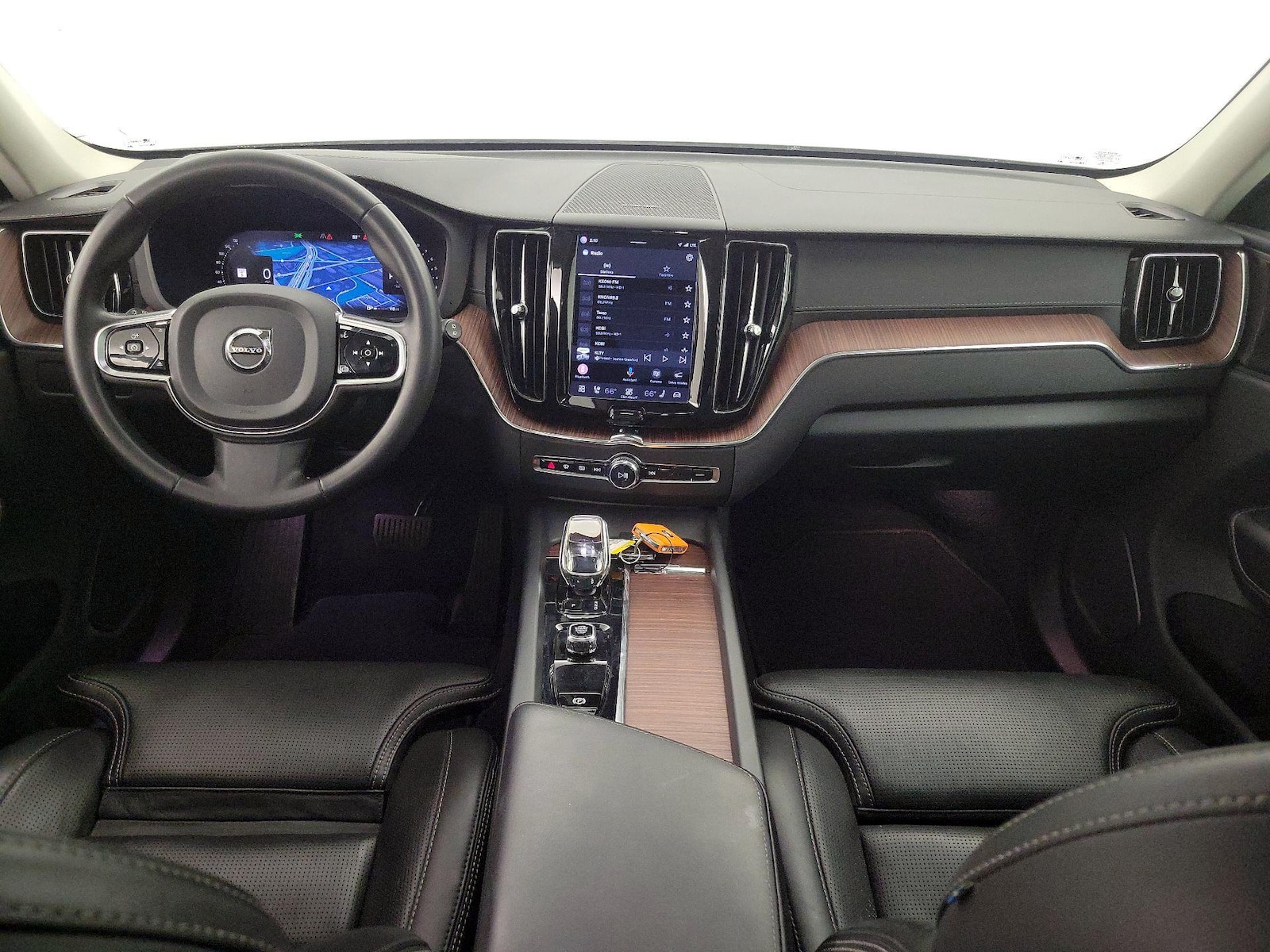2023 Volvo XC60 Ultimate - Photo 10