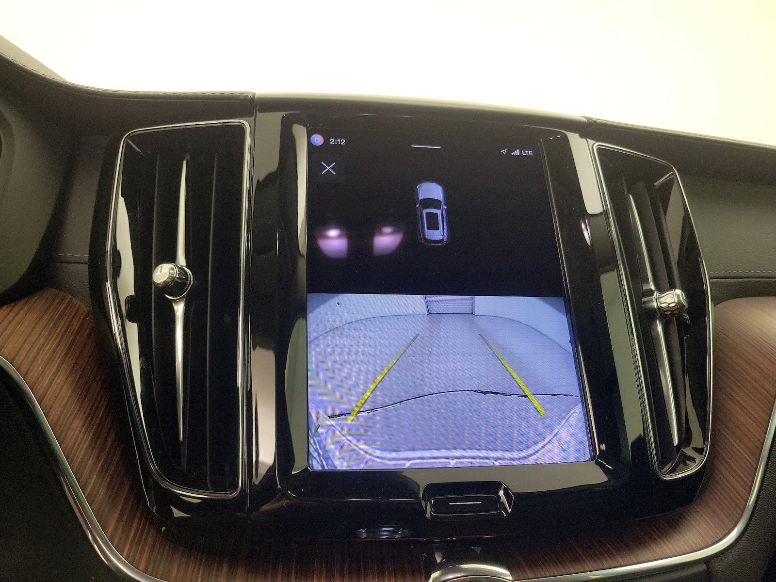 2023 Volvo XC60 Ultimate - Photo 16