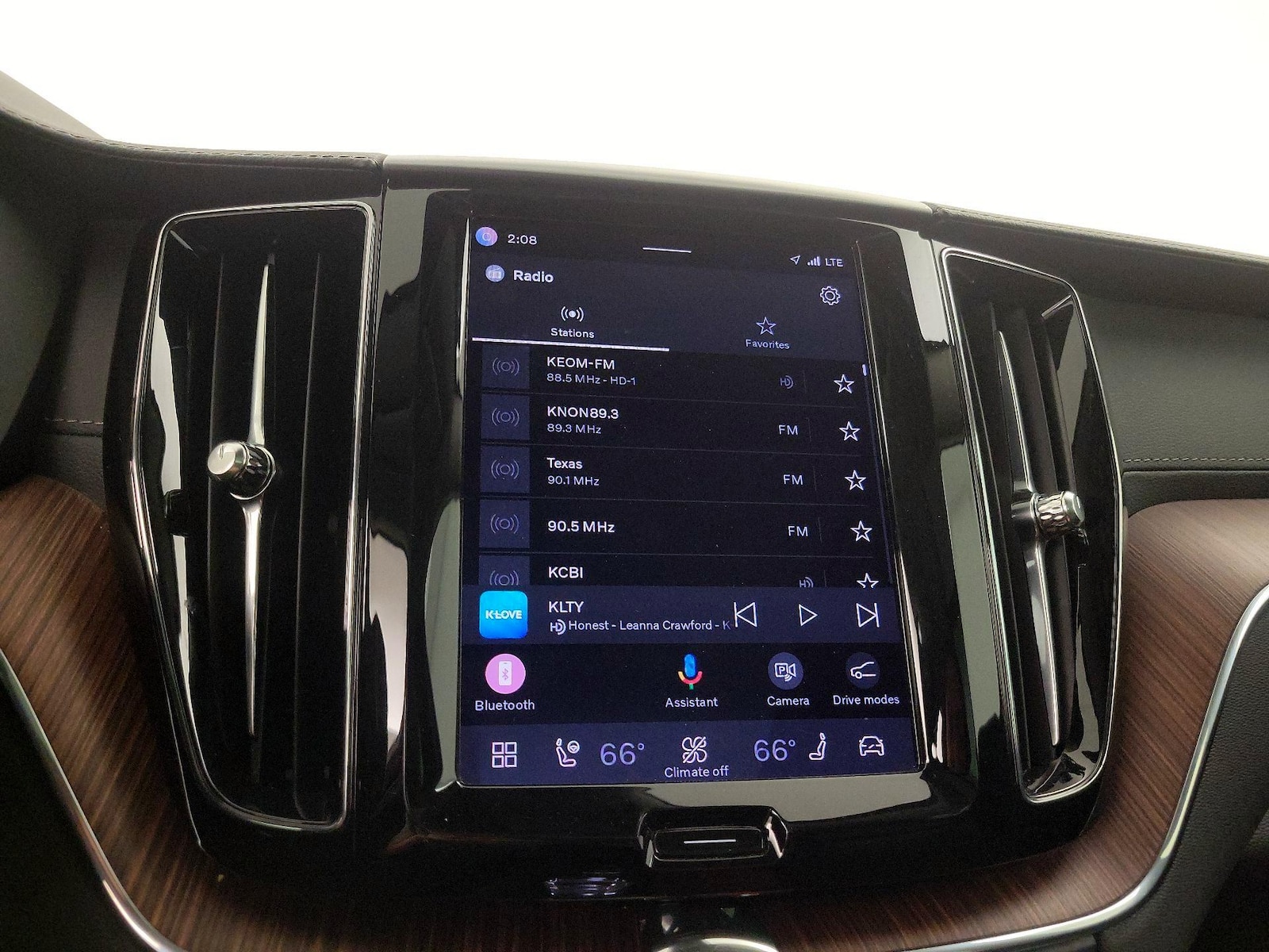 2023 Volvo XC60 Ultimate - Photo 17