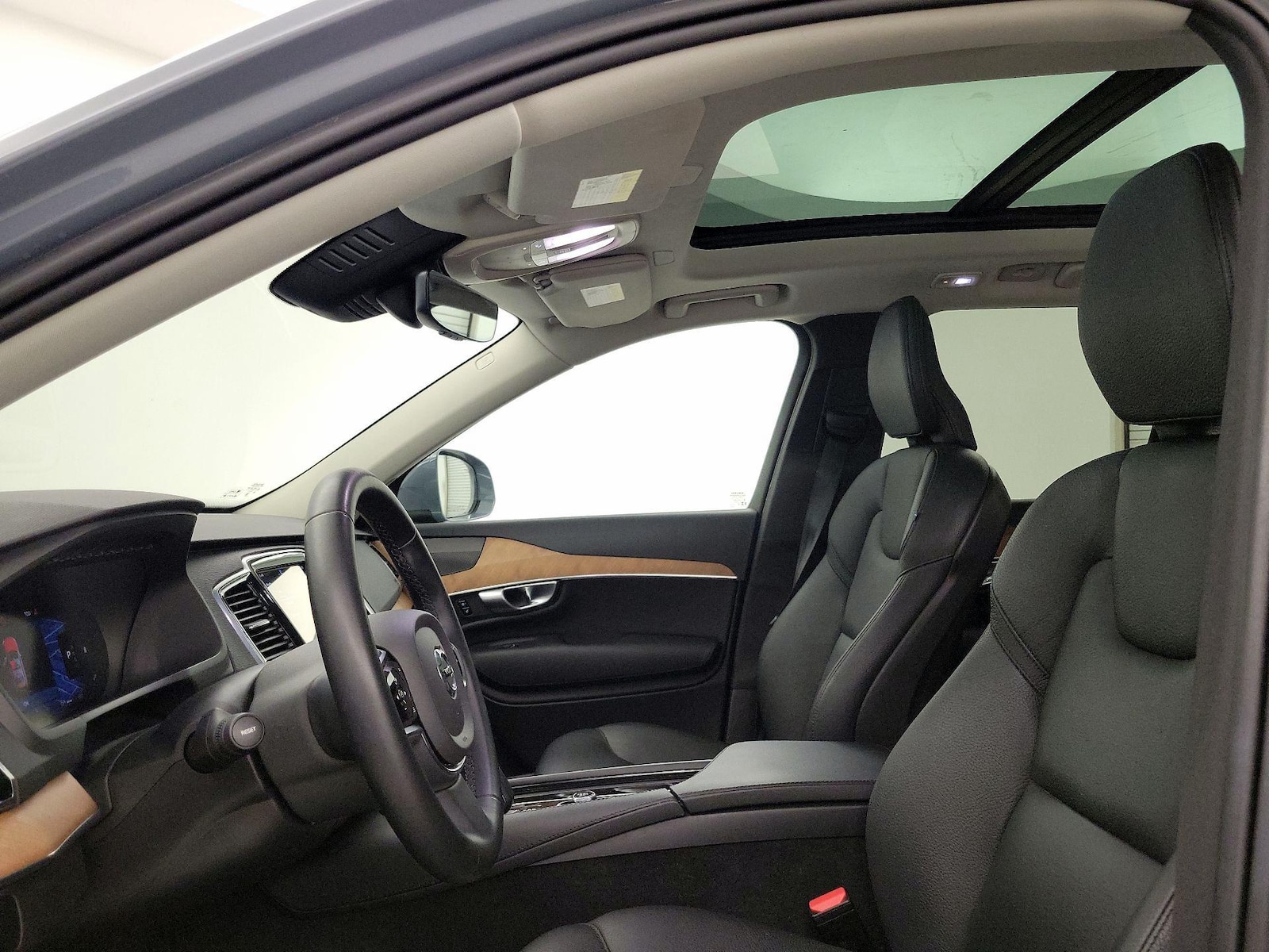 2023 Volvo XC90 Plus - Photo 20