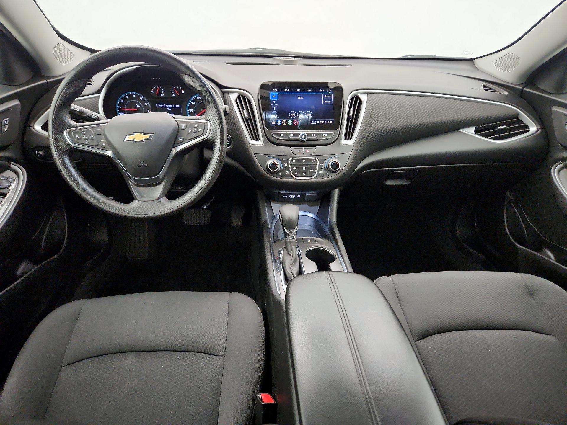 Thumbnail: 2024 Chevrolet Malibu - 9