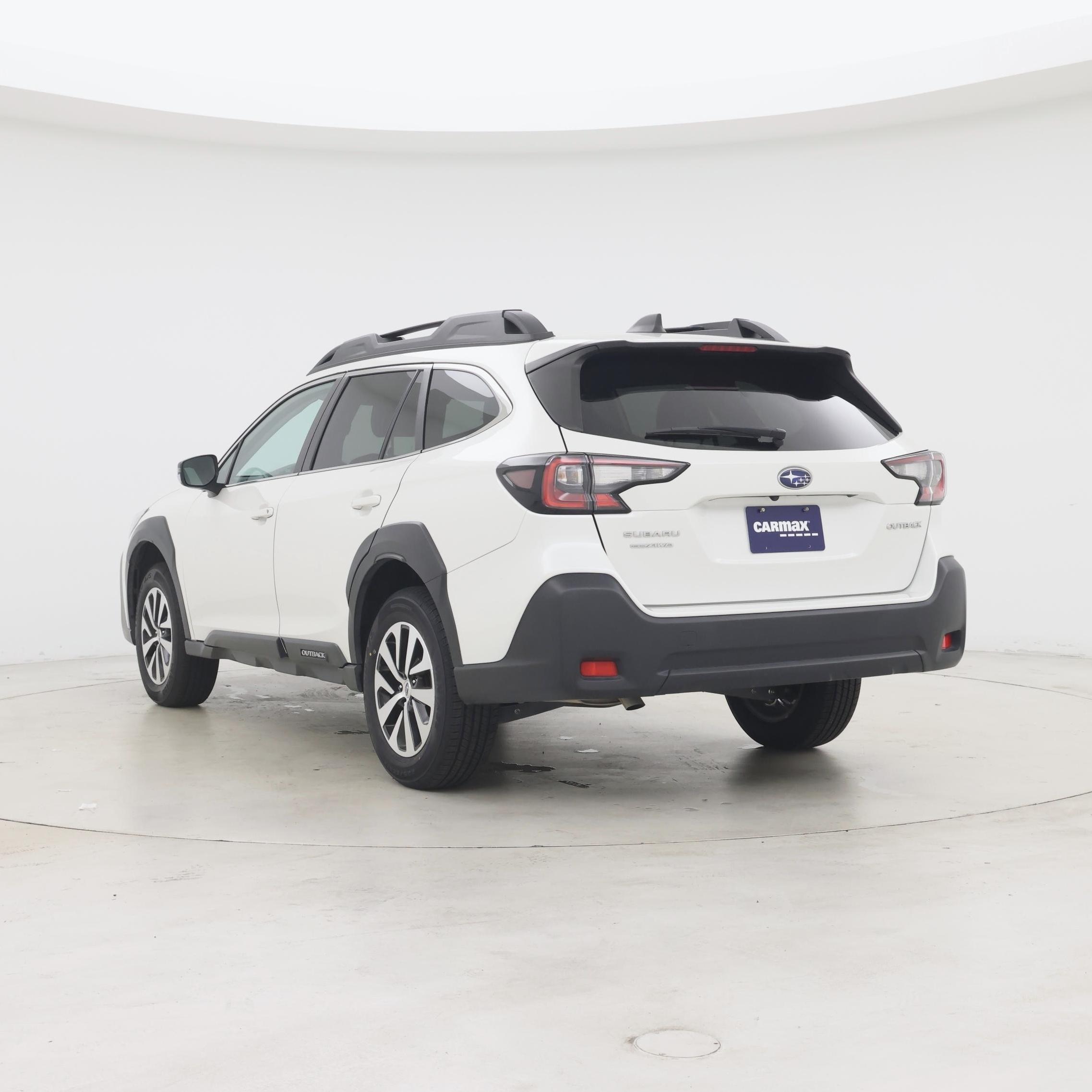 Thumbnail: 2023 Subaru Outback - 2