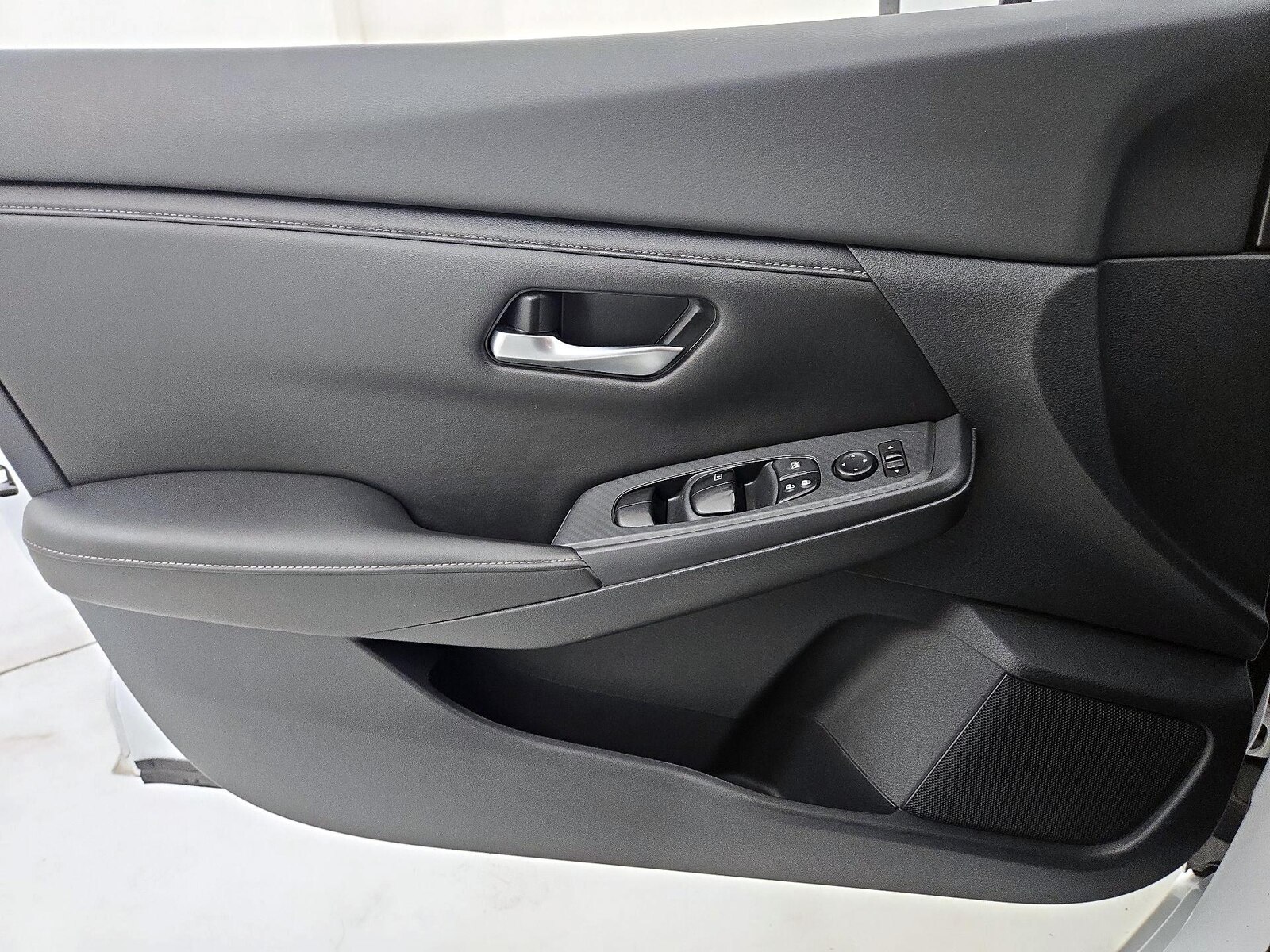 2022 Nissan Sentra SV - Photo 13