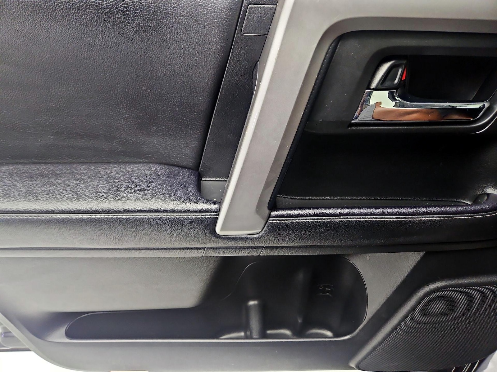 2022 Toyota 4Runner SR5 Premium - Photo 13