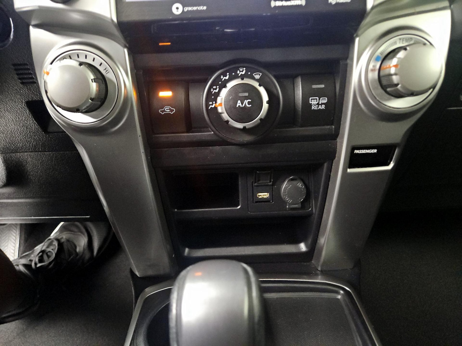 2022 Toyota 4Runner SR5 Premium - Photo 18