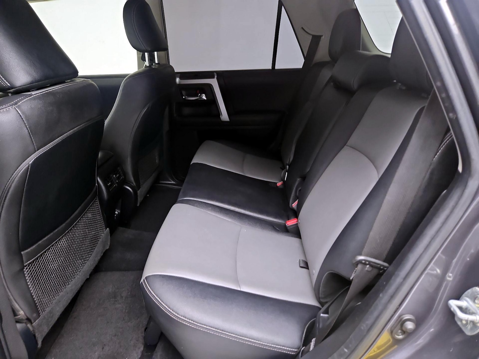2022 Toyota 4Runner SR5 Premium - Photo 22