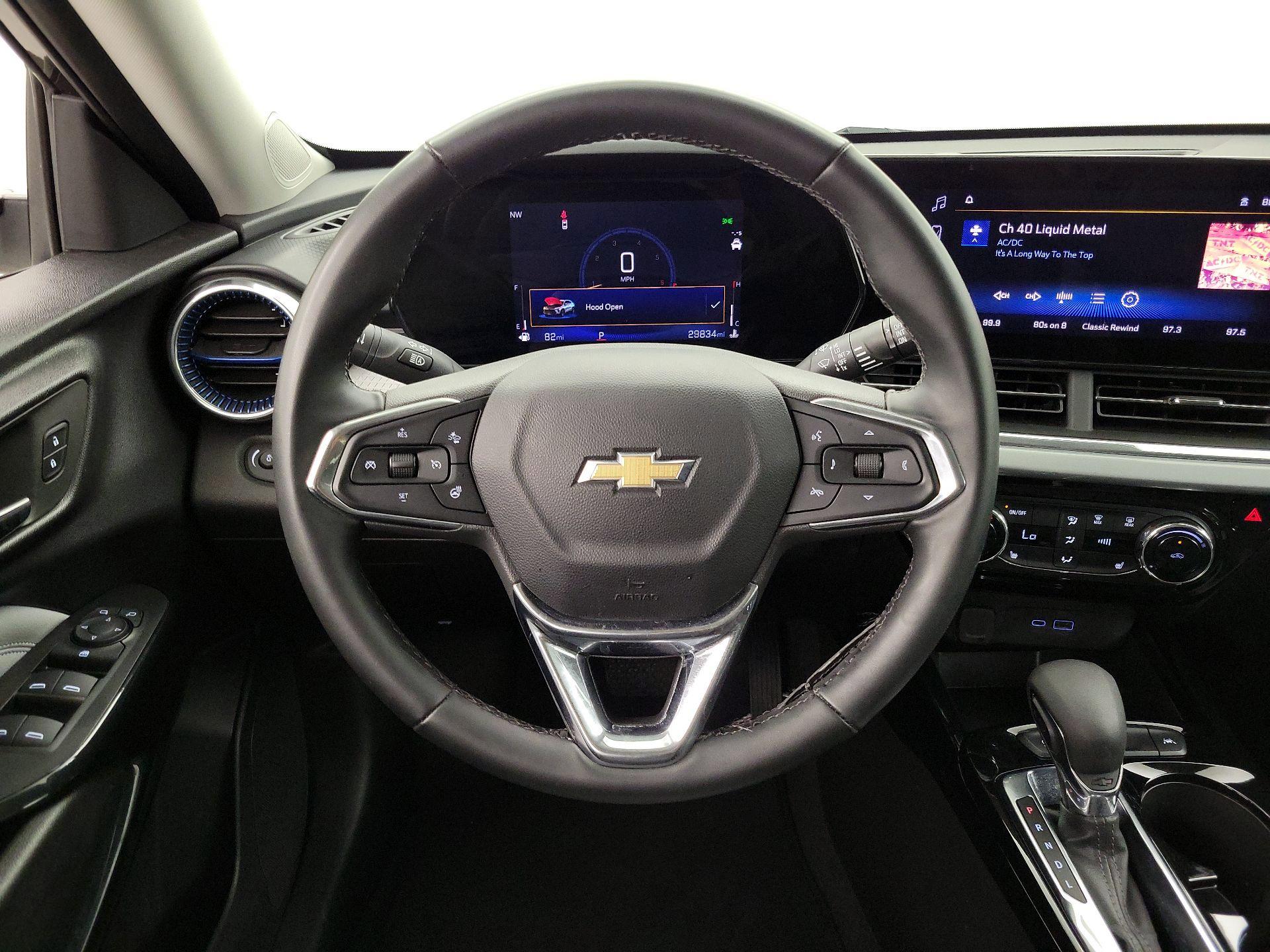 Thumbnail: 2025 Chevrolet Trax - 10