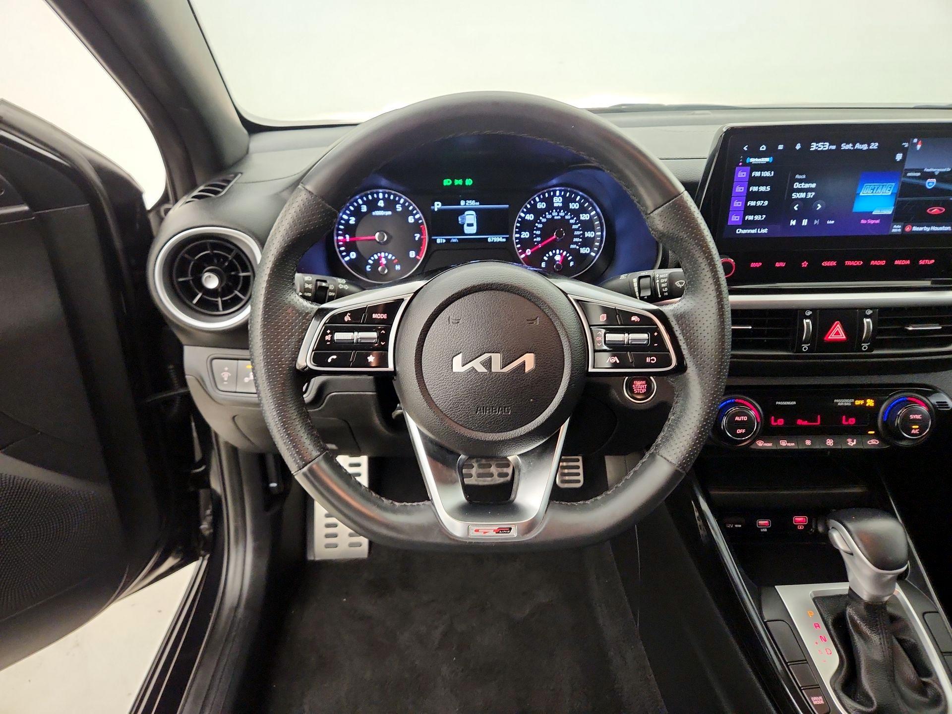 Thumbnail: 2023 Kia Forte - 10
