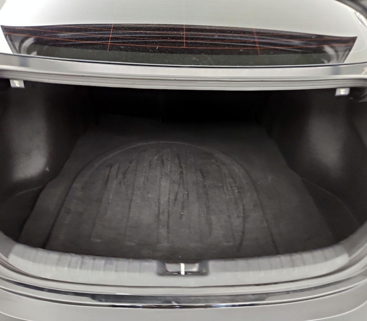 Trunk/Cargo (Seats Up)
