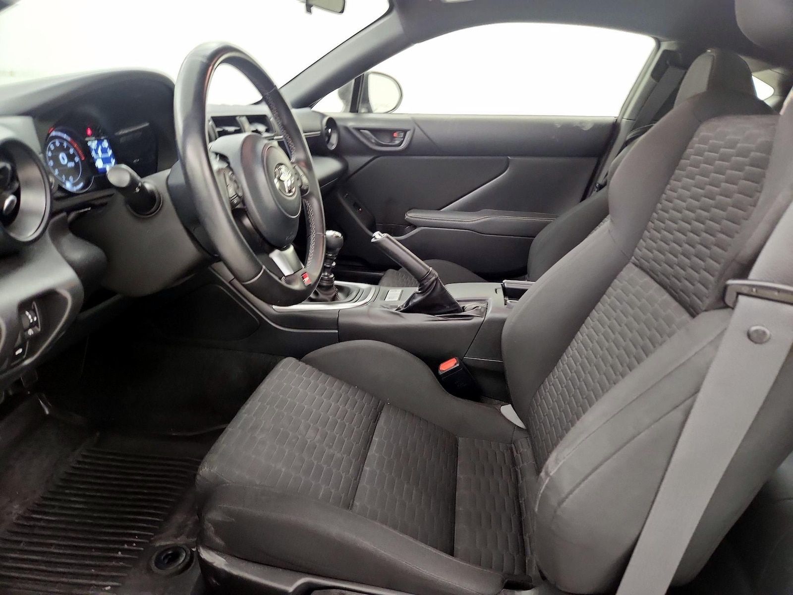 2024 Toyota GR86 Base - Photo 10