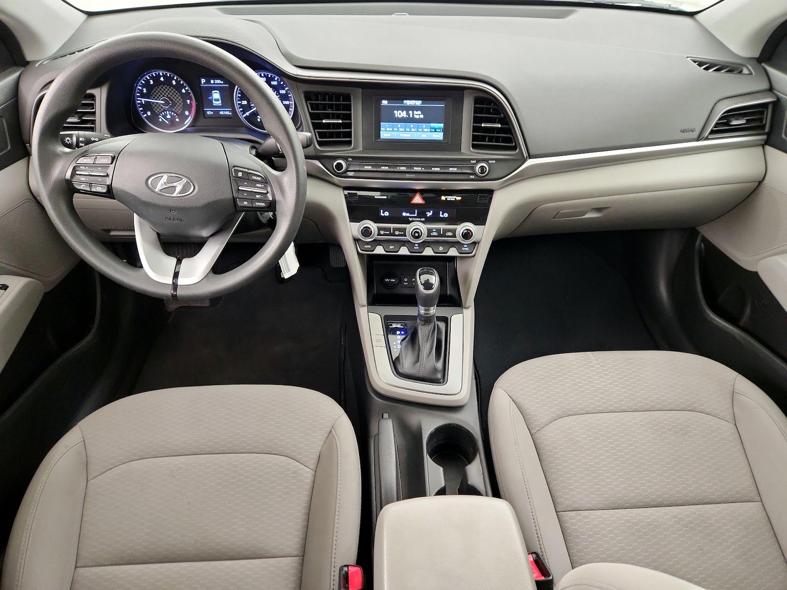 2020 Hyundai Elantra SE - Photo 10