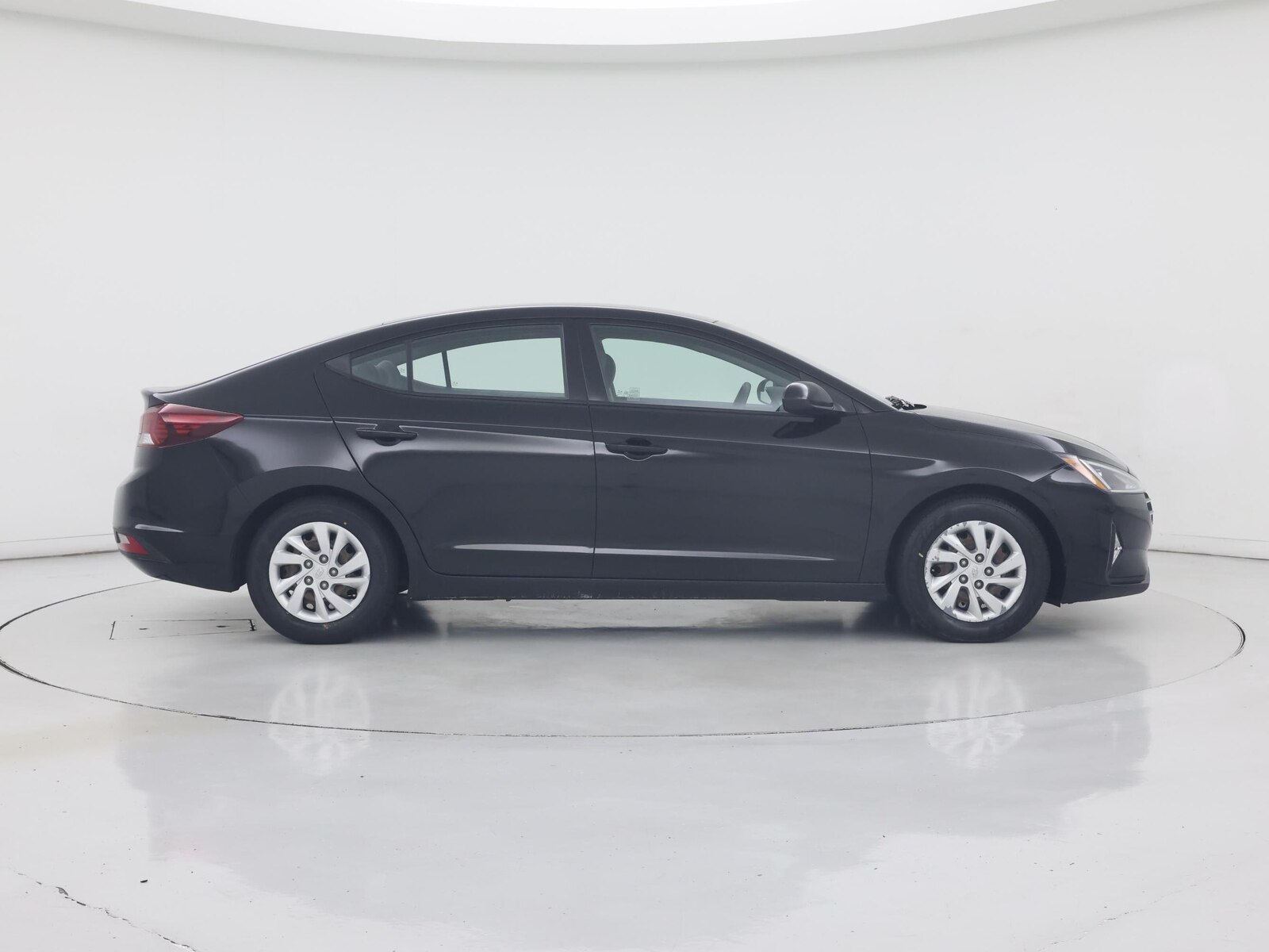 2020 Hyundai Elantra SE - Photo 8