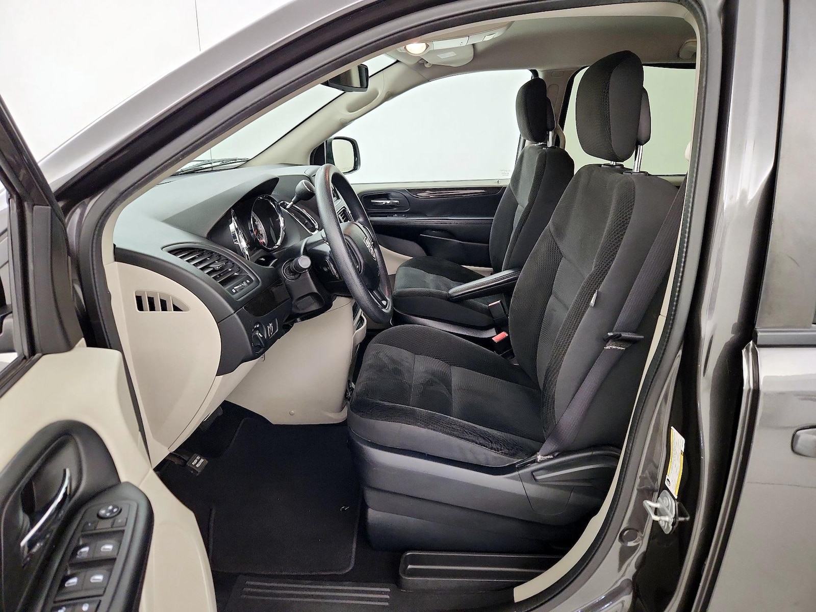 2019 Dodge Grand Caravan SE - Photo 12