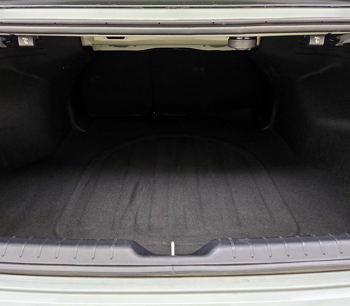 Trunk/Cargo (Seats Up)