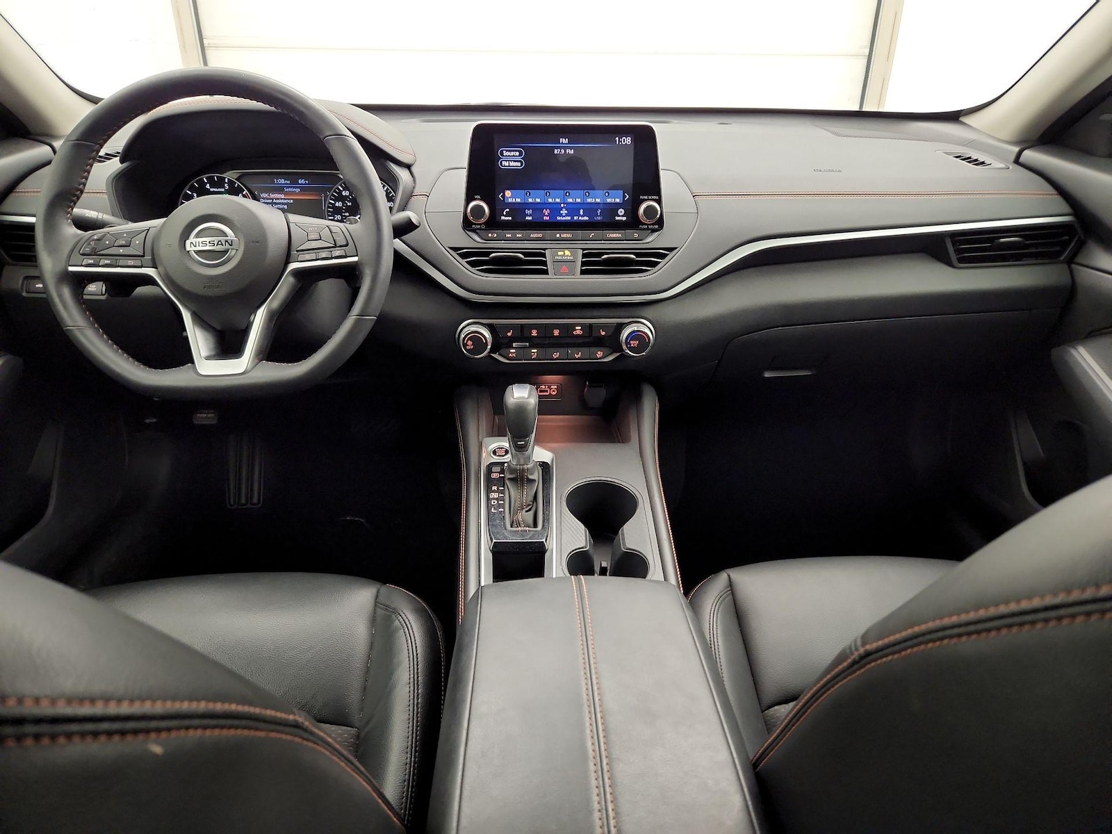 2022 Nissan Altima SR - Photo 10