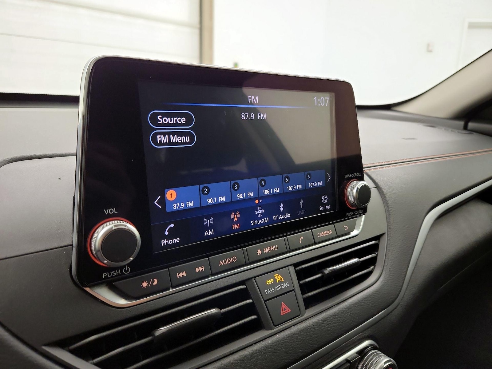 2022 Nissan Altima SR - Photo 16