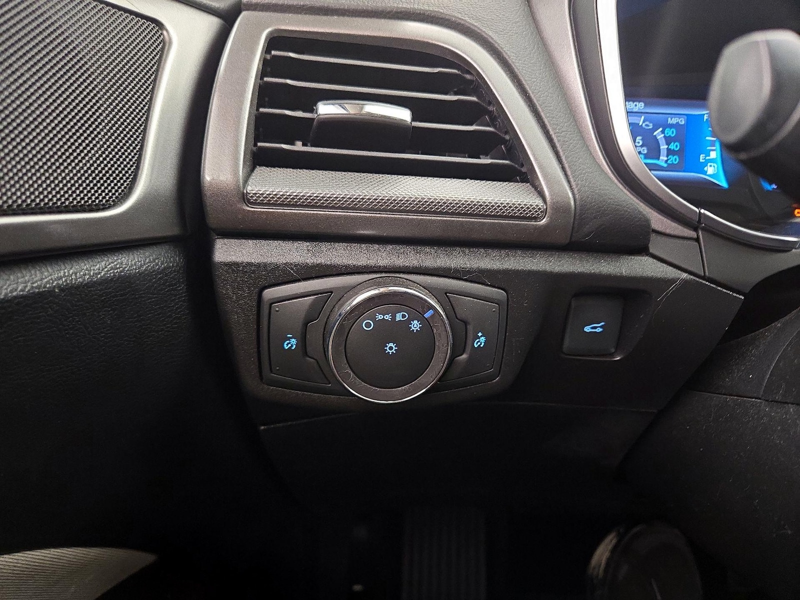 2018 Ford Fusion Hybrid S - Photo 14