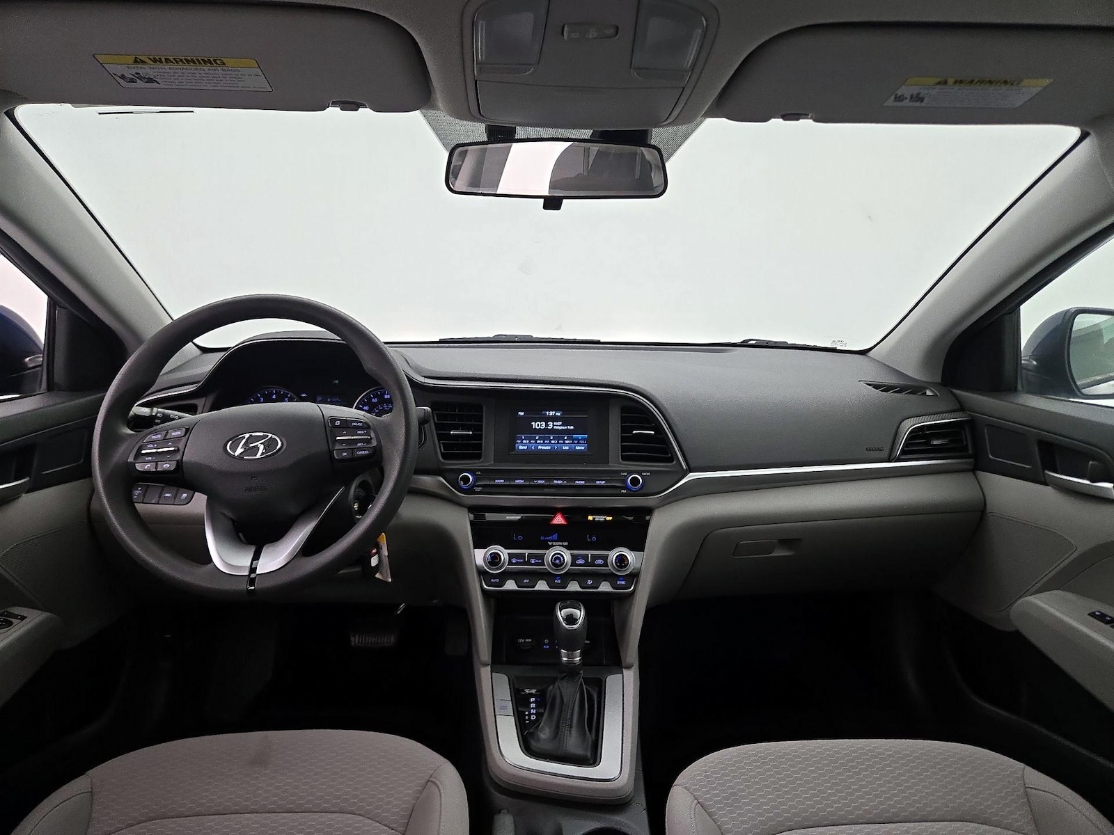 2020 Hyundai Elantra SE - Photo 10
