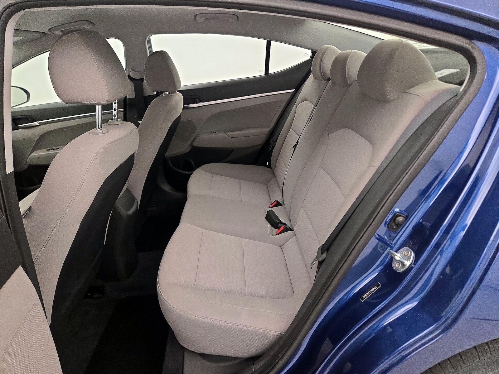 2020 Hyundai Elantra SE - Photo 20