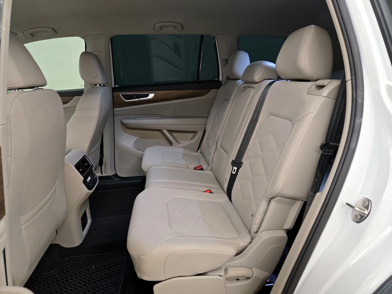 Rear Air Conditioning