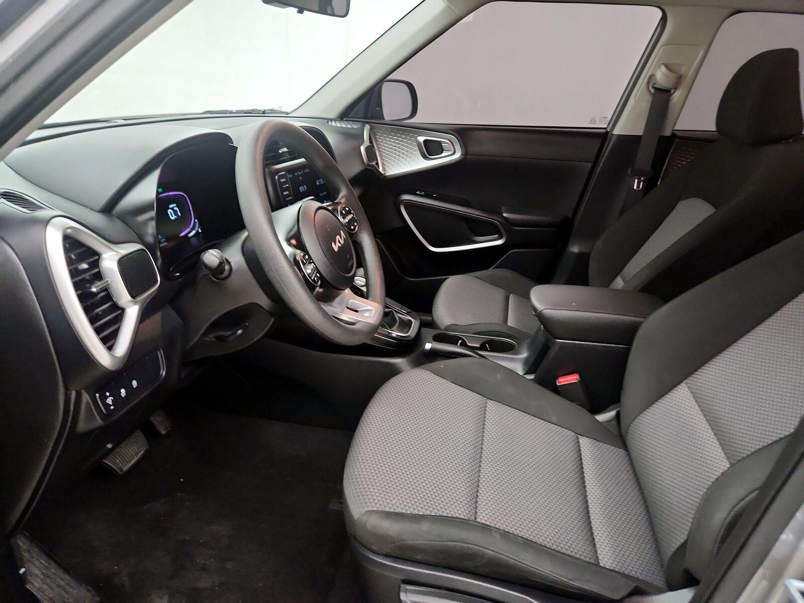 2025 Kia Soul LX, photo 12
