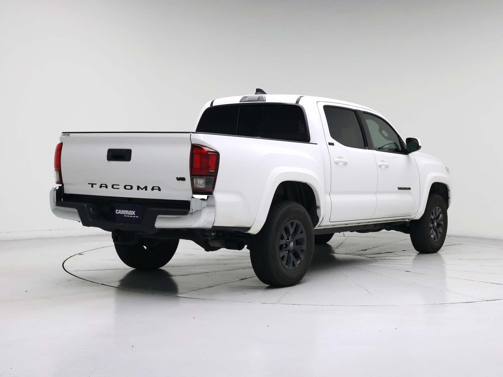 2022 Toyota Tacoma SR5 - Photo 9