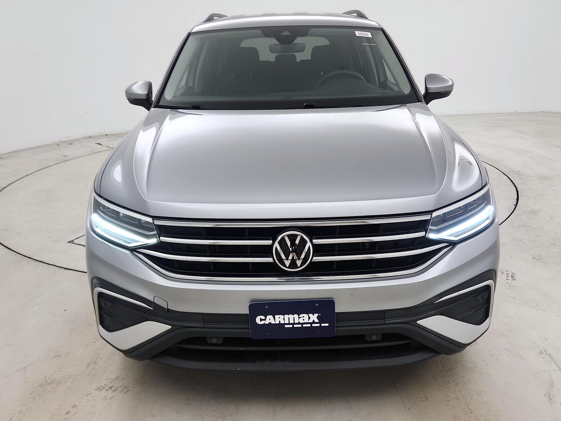 Thumbnail: 2023 Volkswagen Tiguan - 2
