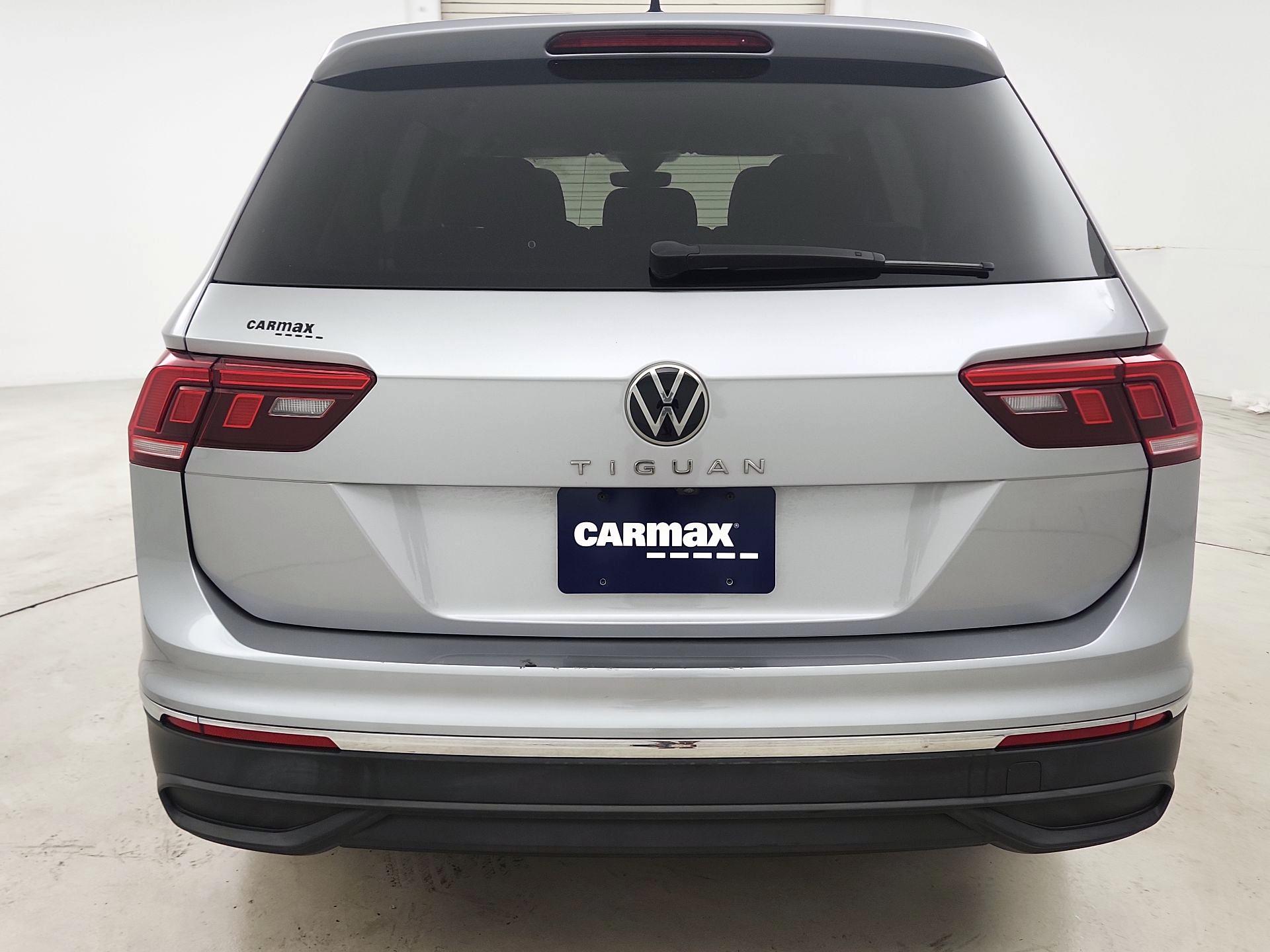 Thumbnail: 2023 Volkswagen Tiguan - 6