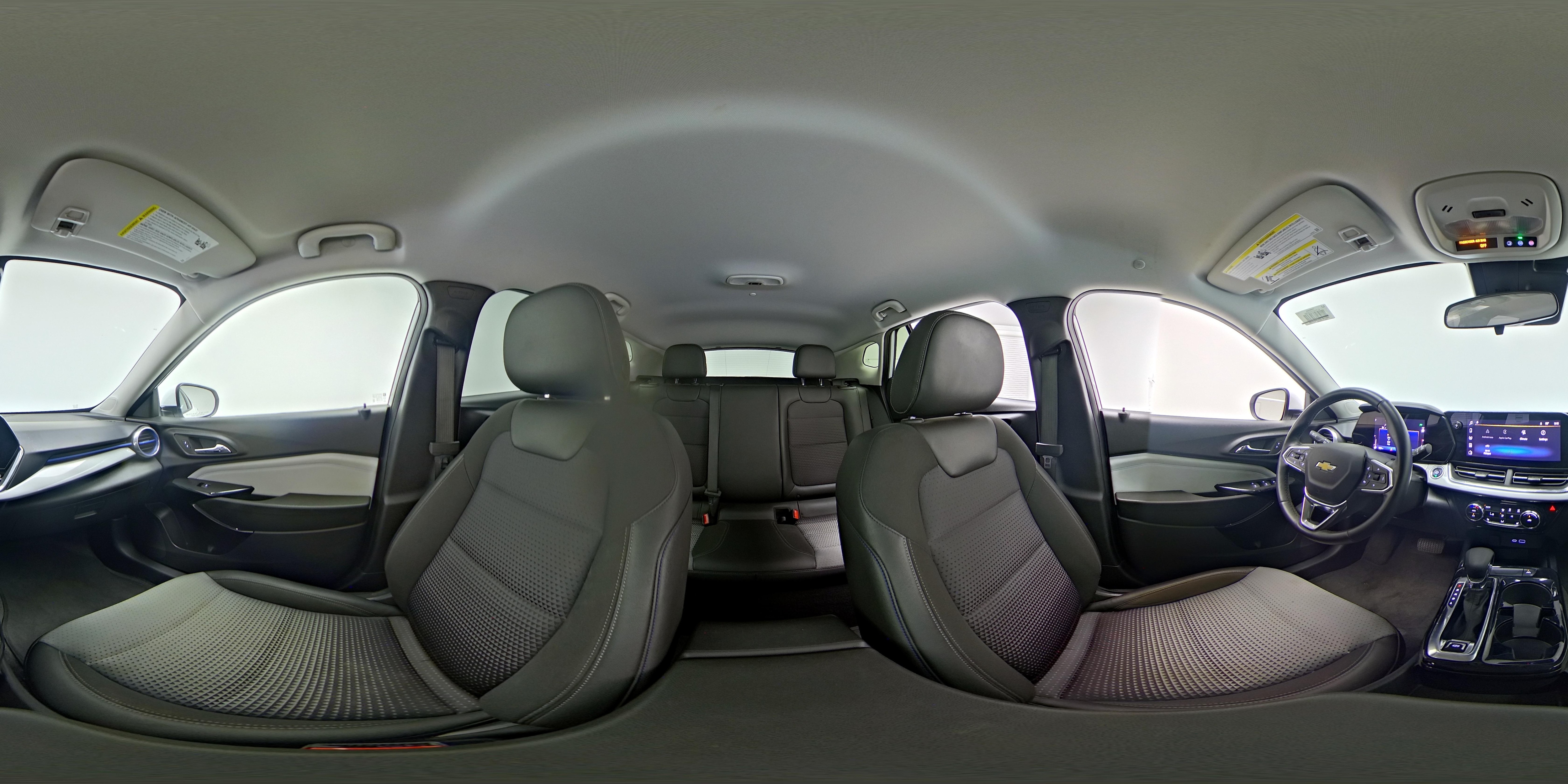 2025 Chevrolet Trax LT - Photo 24