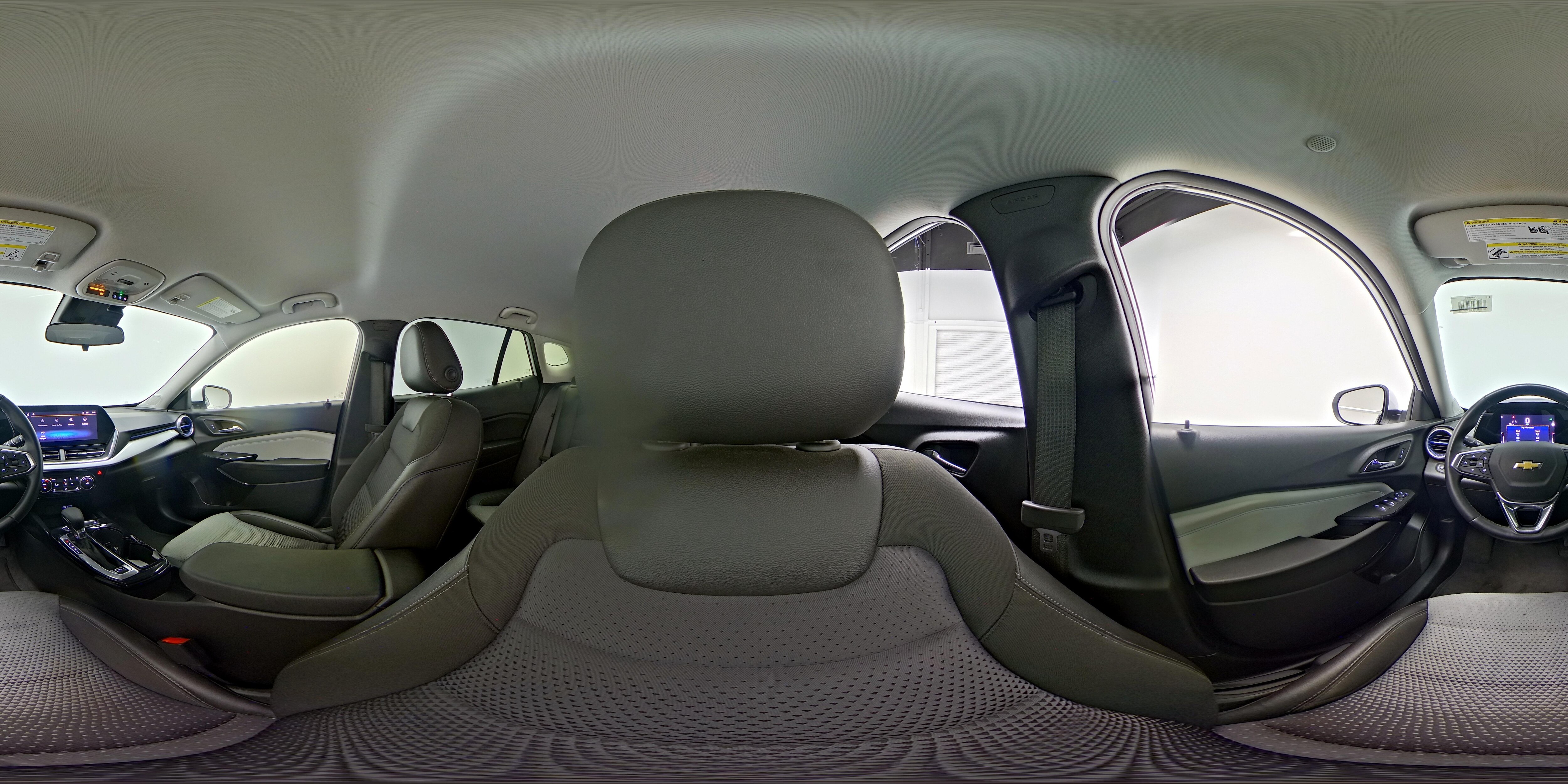 2025 Chevrolet Trax LT - Photo 26