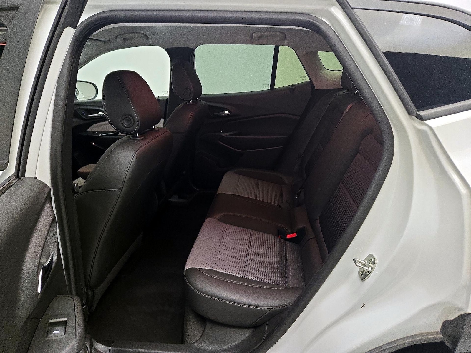 2025 Chevrolet Trax LT - Photo 20