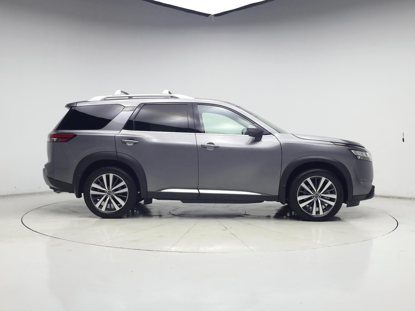 2022 Nissan Pathfinder Platinum - Photo 8