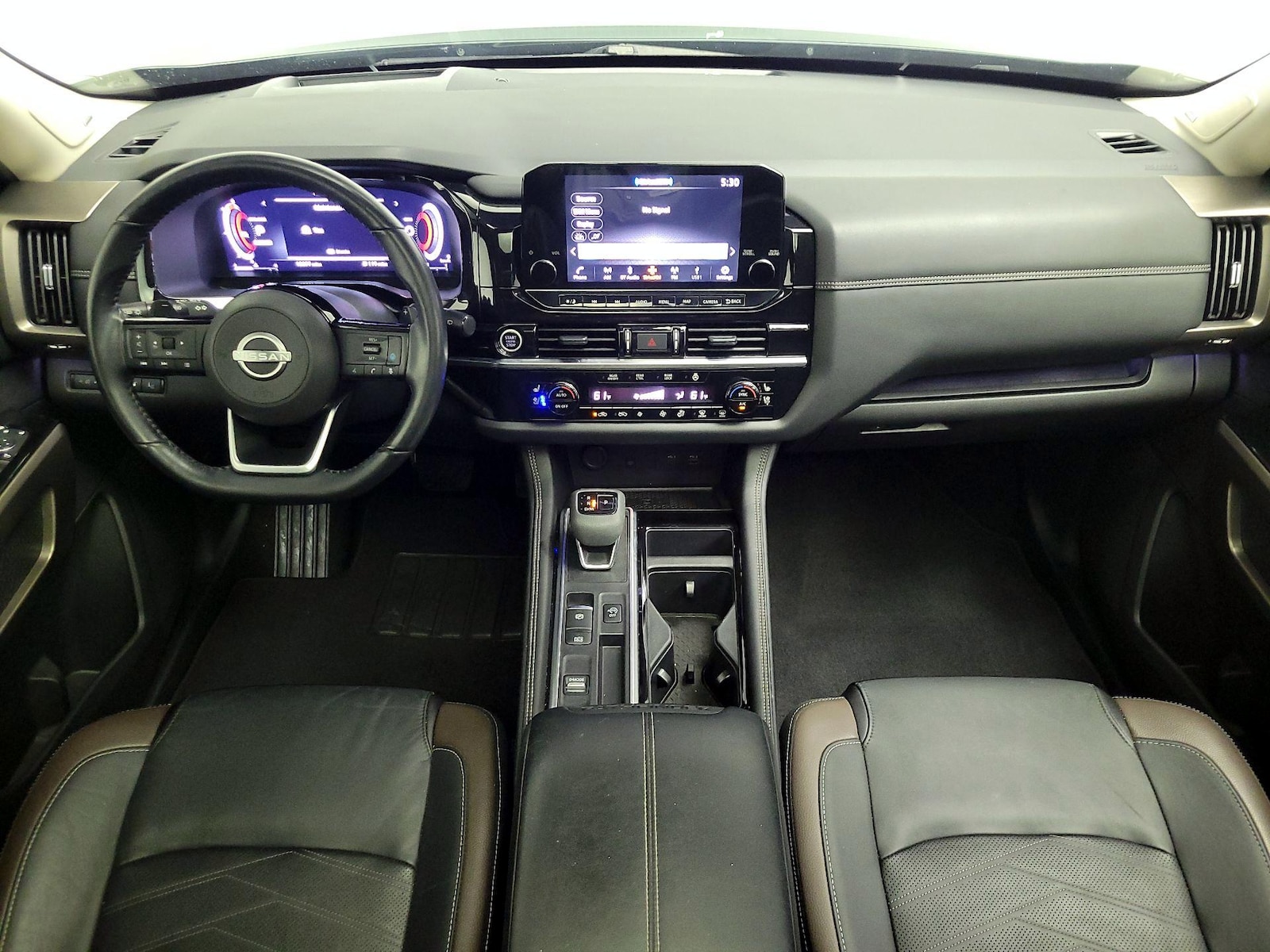 2024 Nissan Pathfinder Platinum - Photo 10