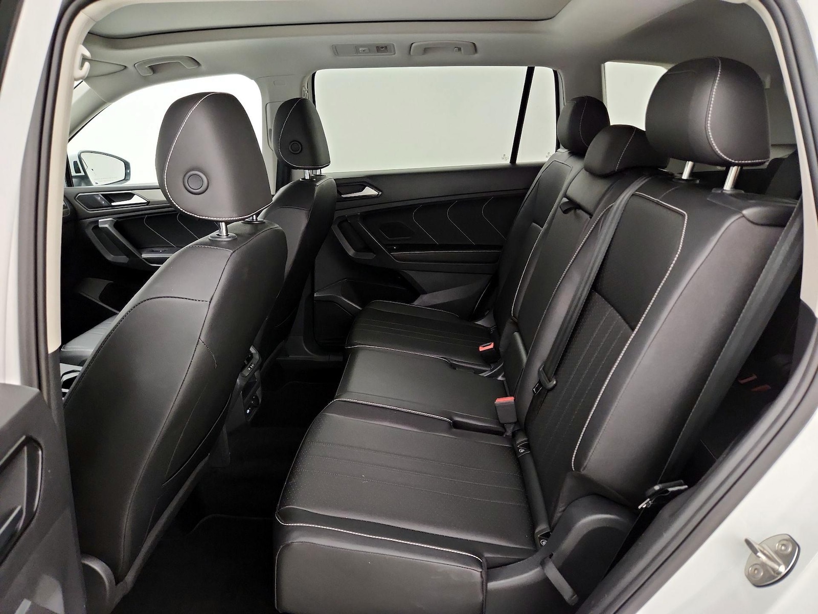 2023 Volkswagen Tiguan SE - Photo 21