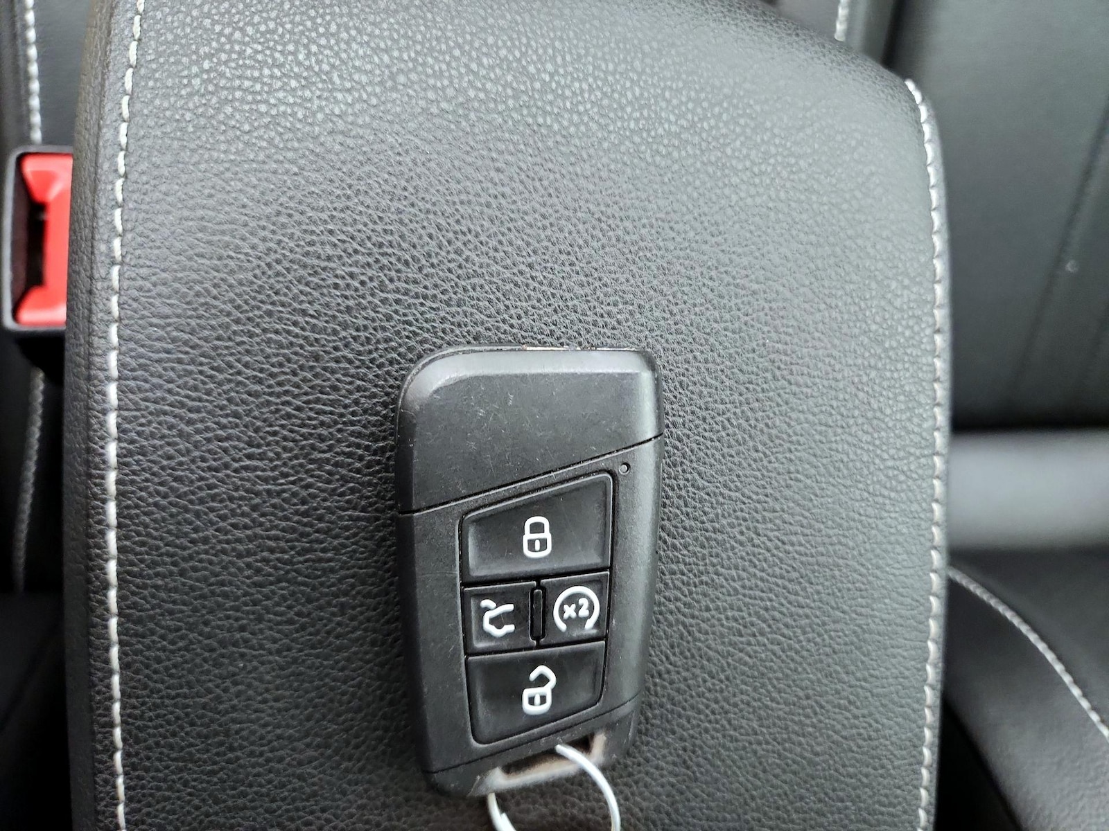 2023 Volkswagen Tiguan SE - Photo 26