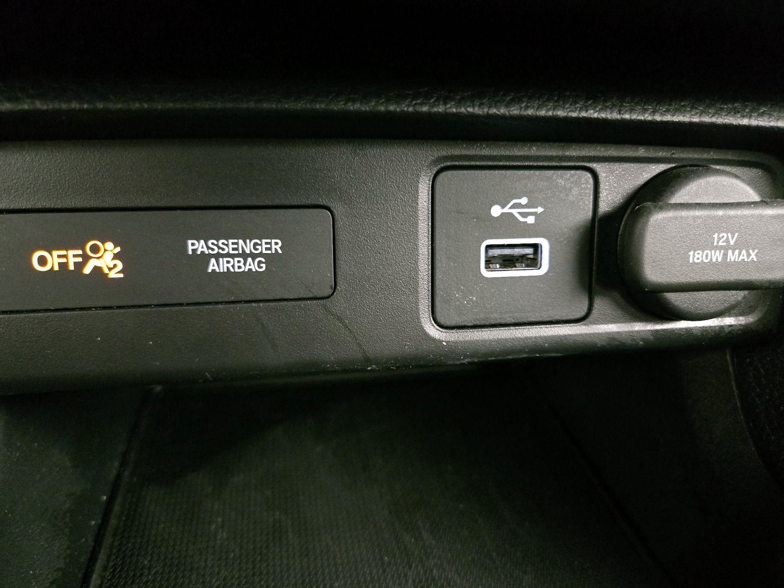 2024 Honda Civic Sport - Photo 19