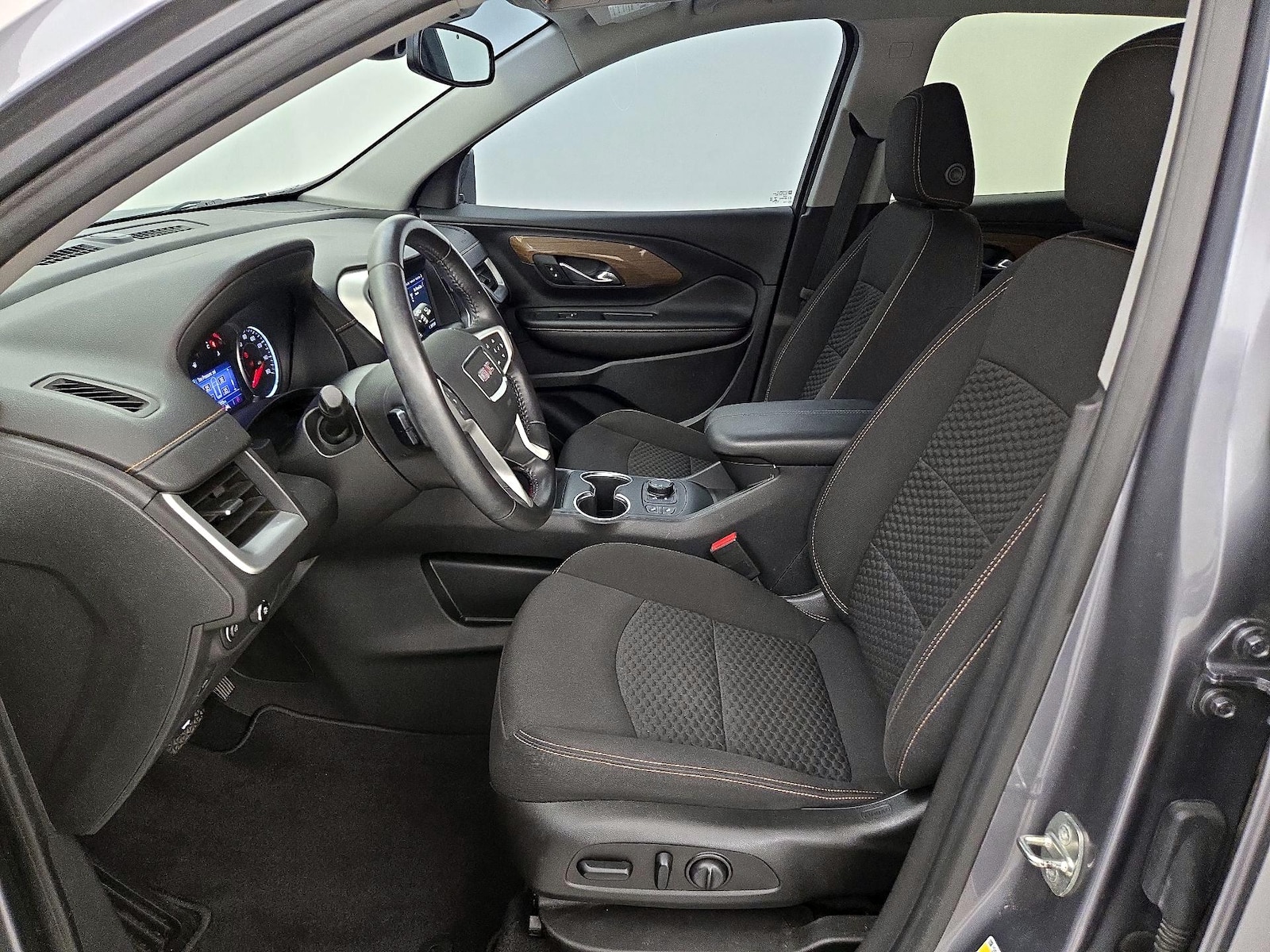 Power Seat(s) & Side Airbags